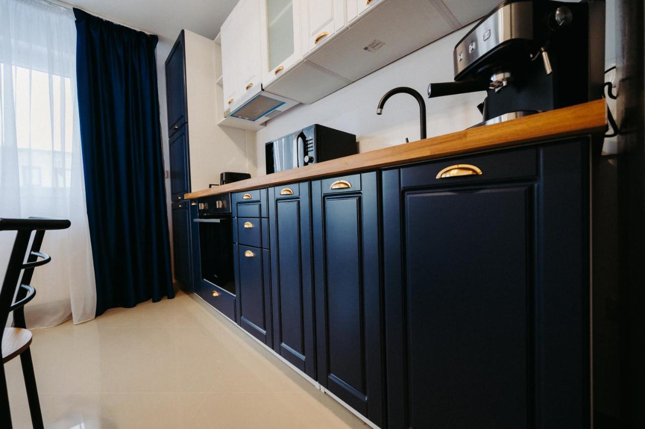 Modern Loft One Lägenhet Suceava Exteriör bild