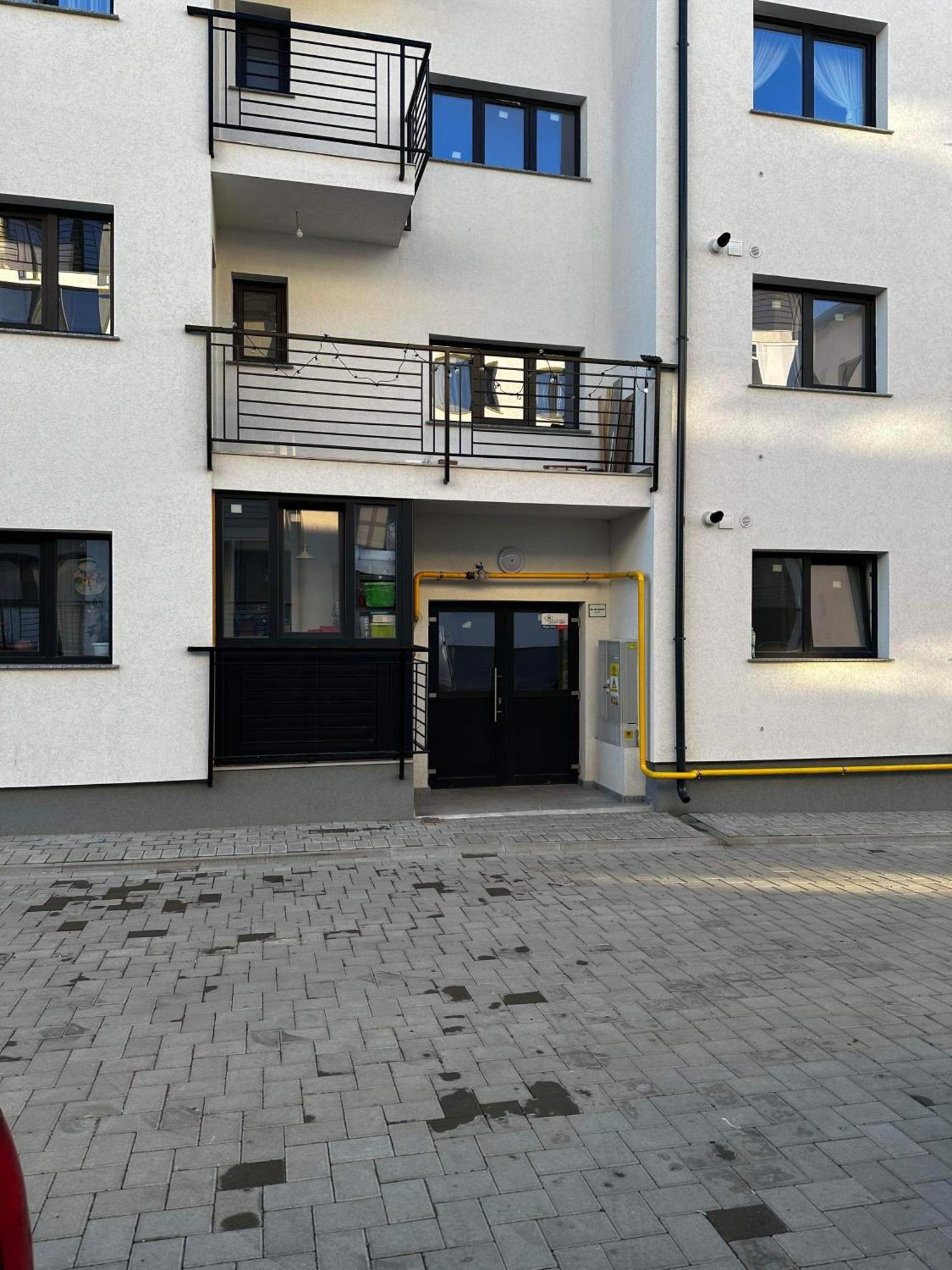 Modern Loft One Lägenhet Suceava Exteriör bild